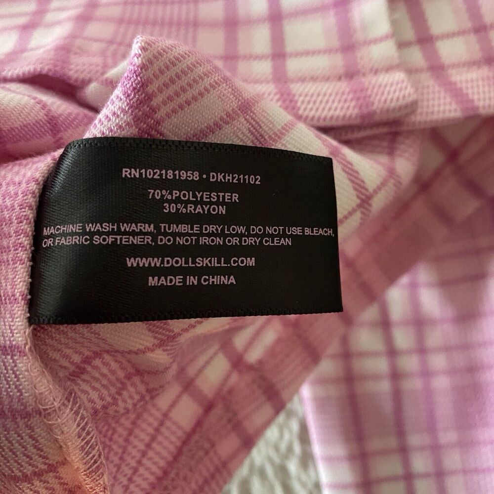 Dolls Kill Tricks N Treatz‎ Pink Plaid Button Up V-Neck Collared Shirt Blazer - Picture 9 of 11